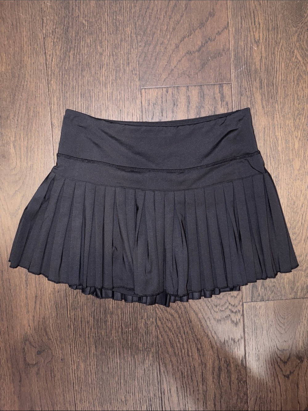 Goldhinge Women's Black Pleated Tennis Skort